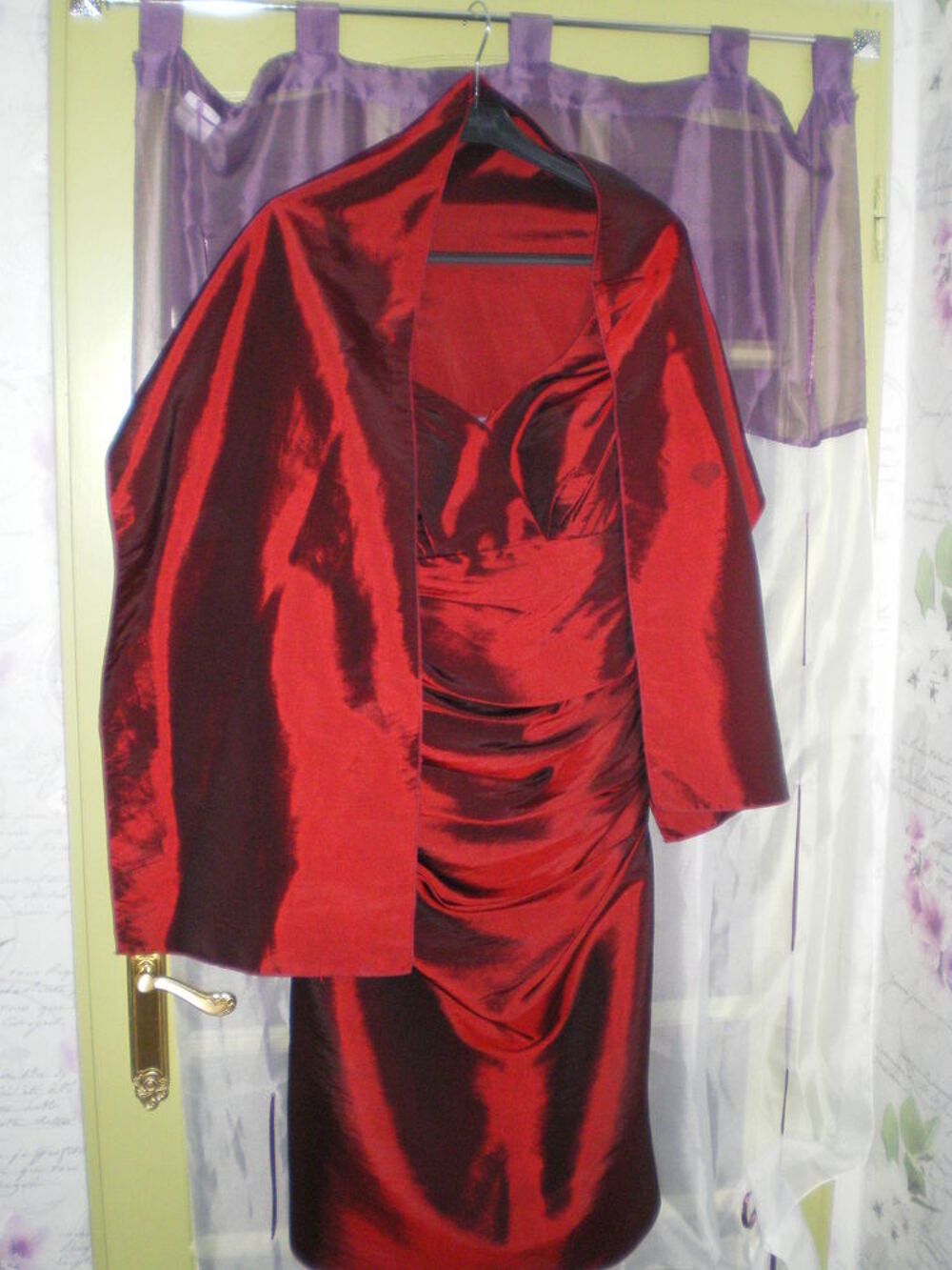 robes de soir&eacute;e Vêtements