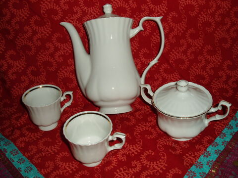 PORCELAINE Vintage (+ de 50 ans) 20 Saint-Génis-des-Fontaines (66)