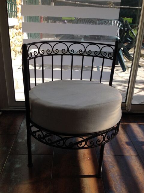 FAUTEUIL FER FORG MAISON DU MONDE 110 Noisy-le-Sec (93)