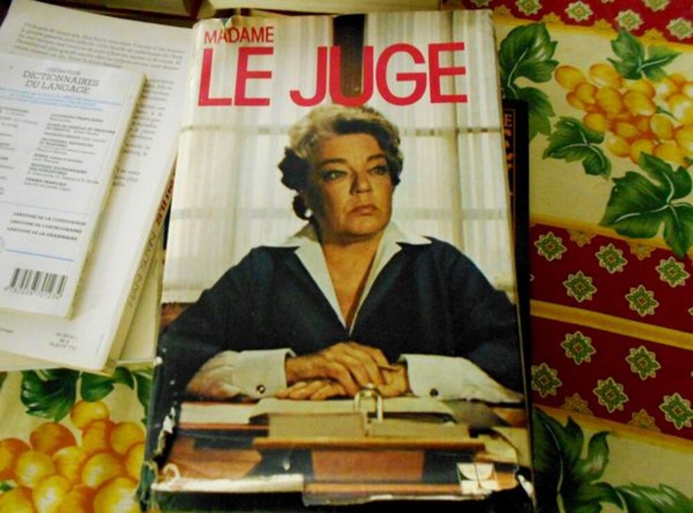 Madame le juge Simone Signoret Livres et BD