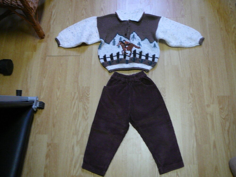 ensemble pull et pantalon Vêtements enfants