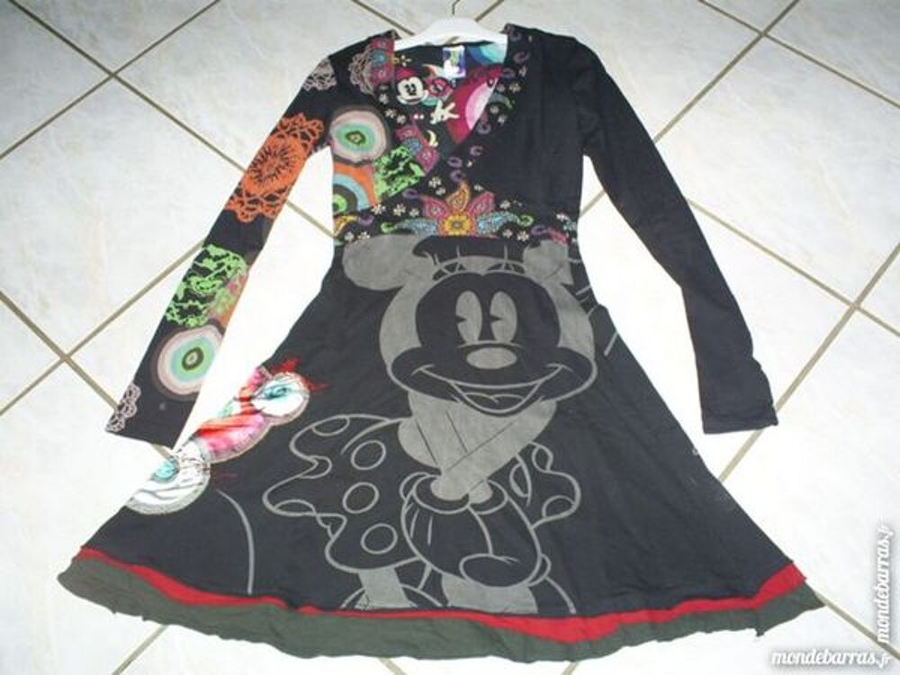 Robe DESIGUAL Taille S Vêtements