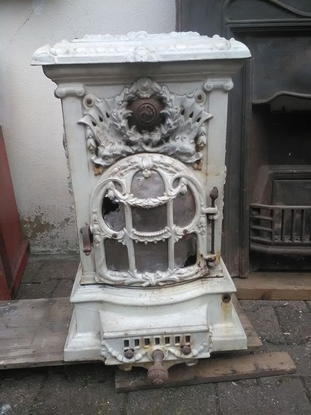"""po&egrave;le &agrave; bois Décoration