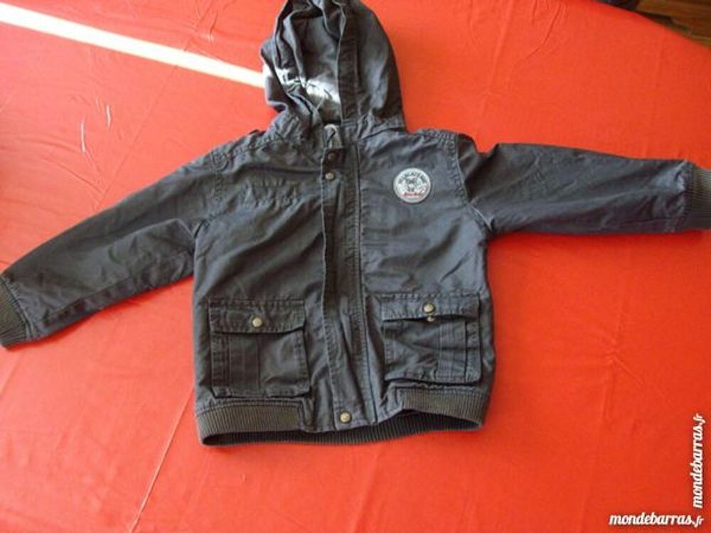 blouson printemps gar&ccedil;on taille 4 ans Vêtements enfants