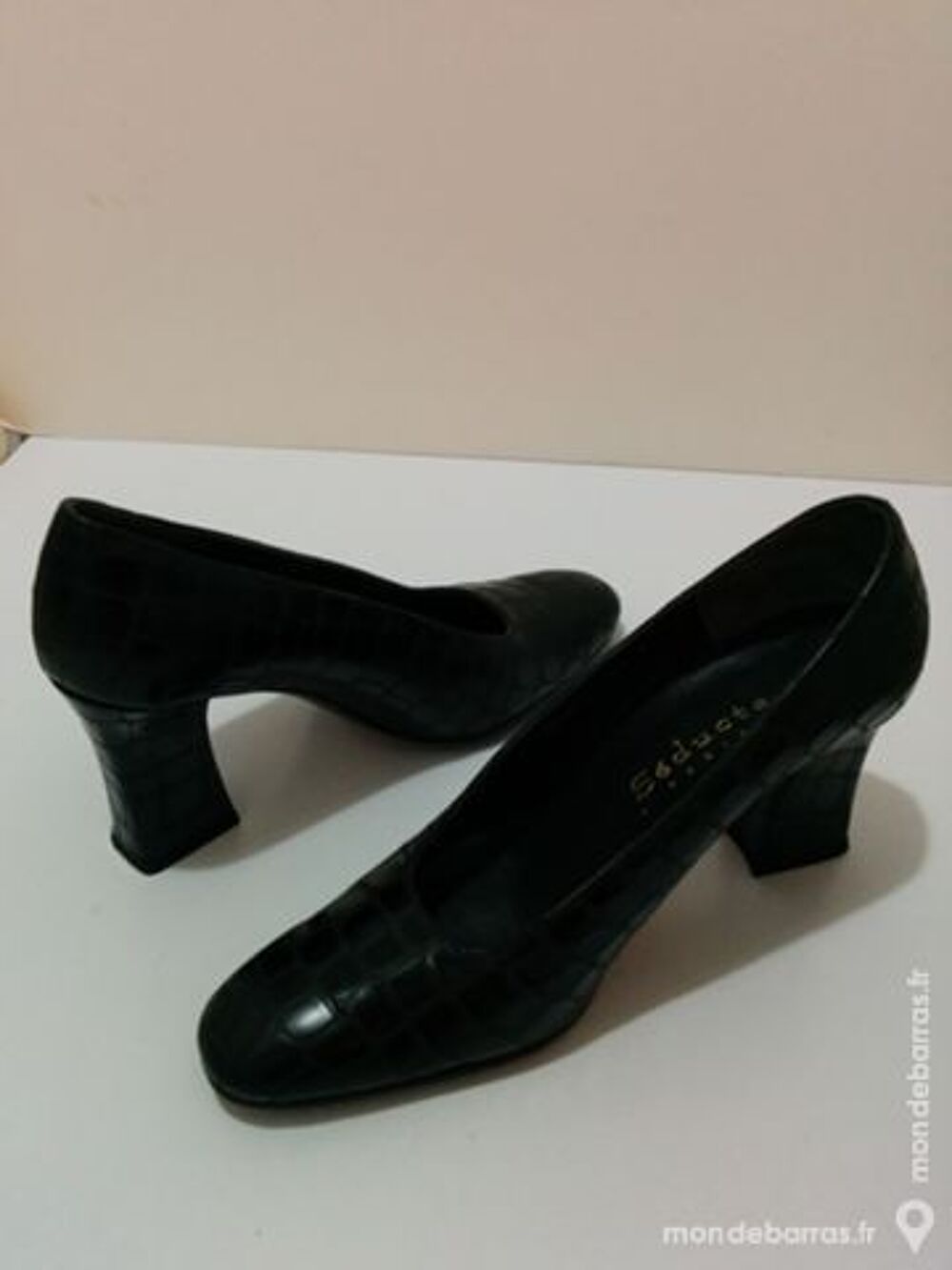 Chaussures en cuir noir SEDUCTA (neuves) T36 Chaussures