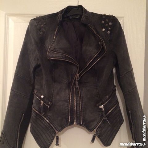 jolie veste jean noir jamais port 45 Les Essarts-le-Roi (78)