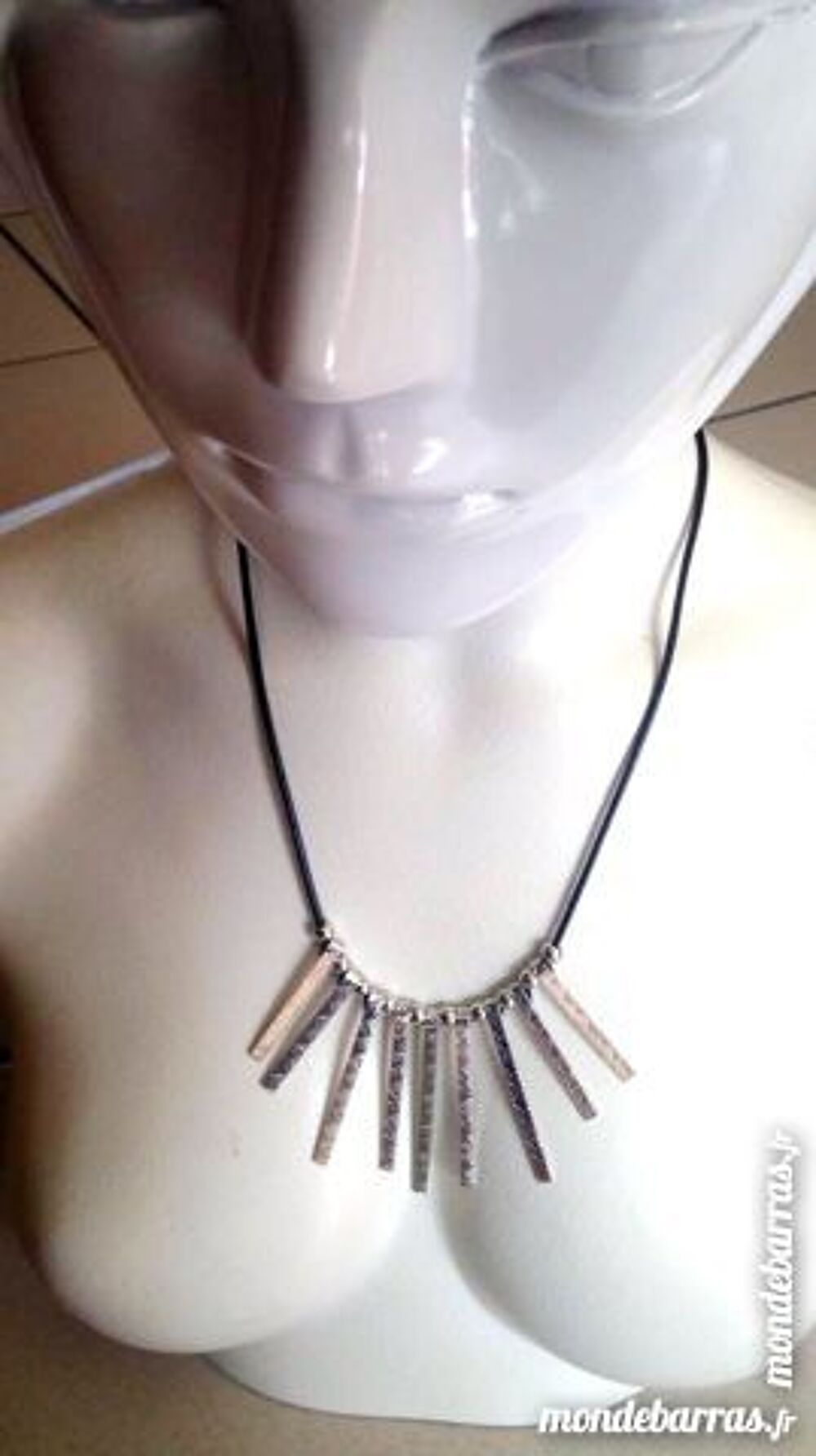 collier Bijoux et montres