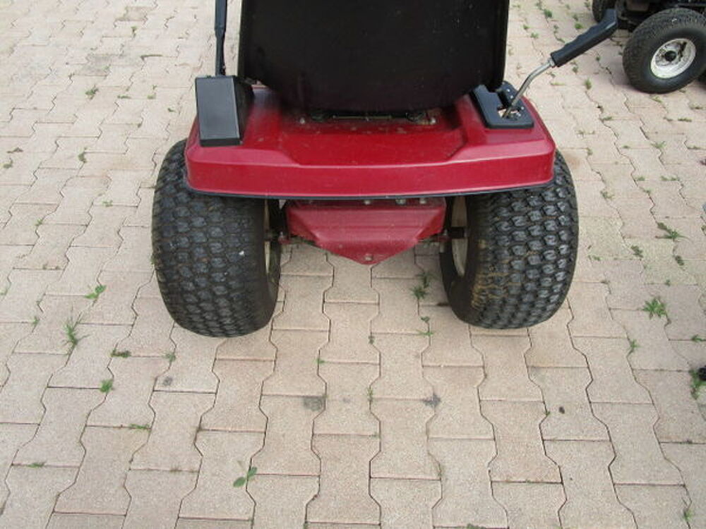 2 roues tracteur 21 x10.00 x 8 prix 70 Jardin