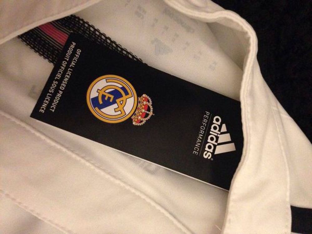 Maillot REAL floqu&eacute; RONALDO 7, Taille M, neuf Sports