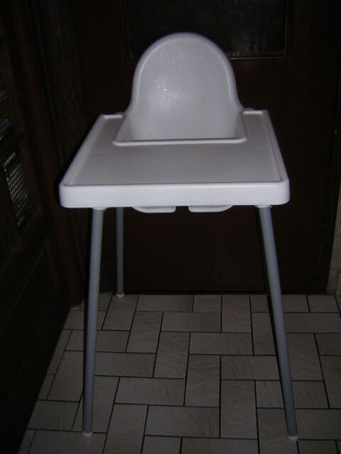 chaise haute  pour  bb  ika   12 Pontault-Combault (77)