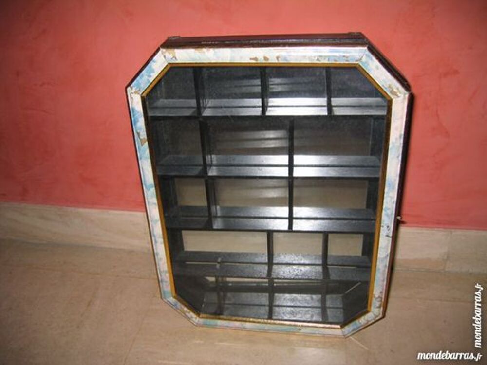 petite vitrine miroir Décoration