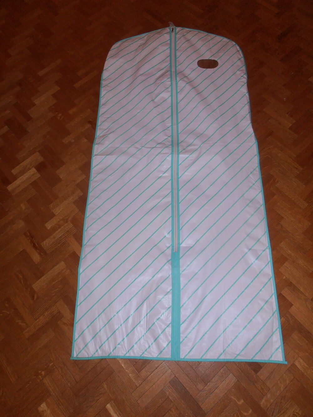 Housse de v&ecirc;tements 1 (79) Vêtements