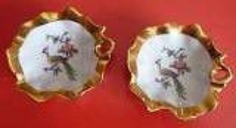 2 coupelles en porcelaine de Limoges sign� VALADE 30 Dourdan (91)