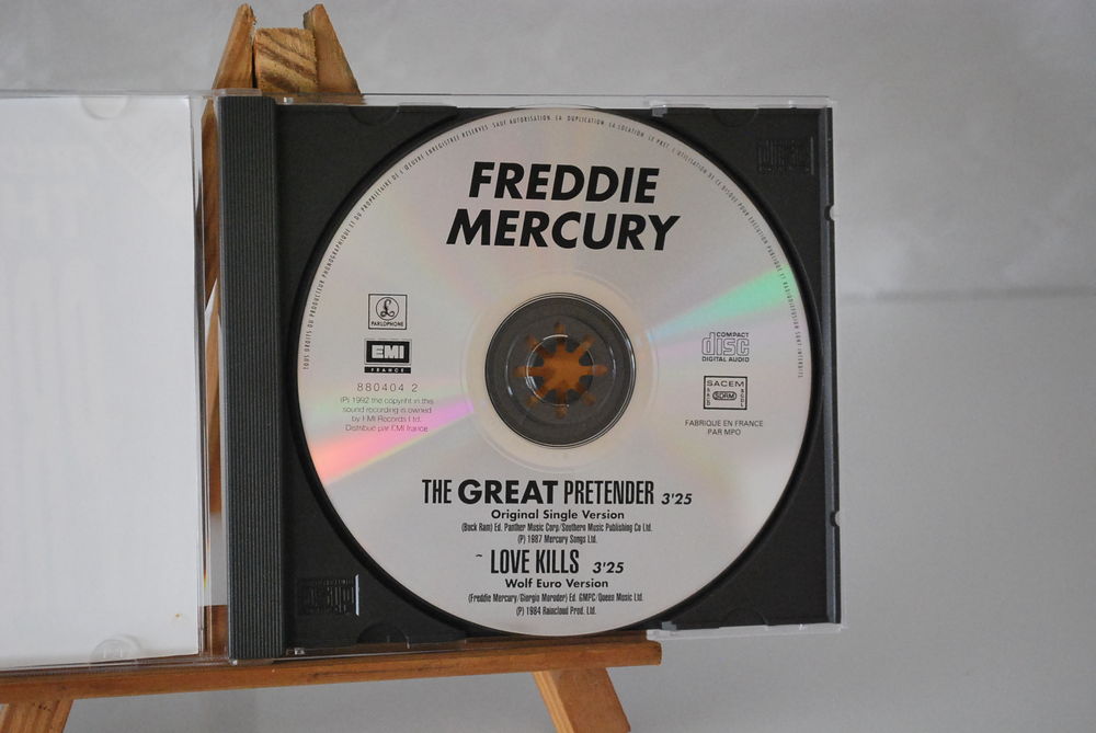 cd freddy mercury 
CD et vinyles
