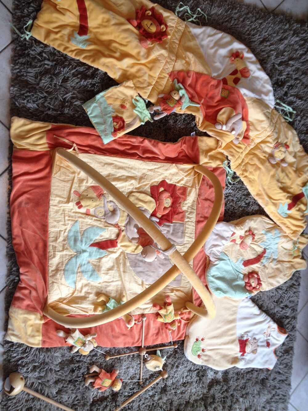 ensemble complet petit loustics Mobilier enfants