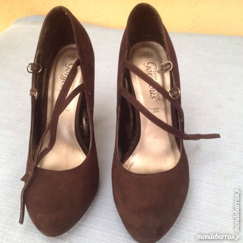 escarpins NEW LOOK T38 19 Villepinte (93)