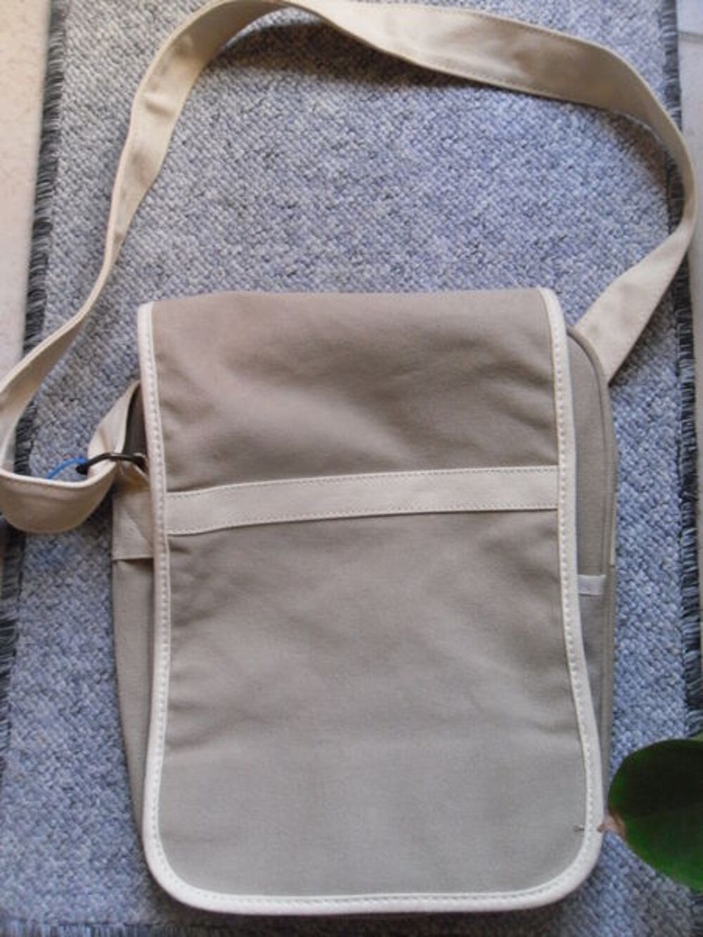Sac tissus homme couleur beige, poches 33cm Neuf Maroquinerie