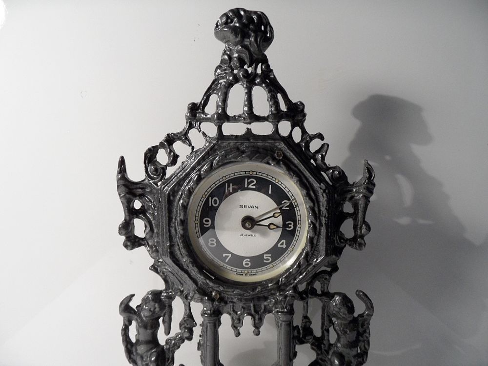 PENDULE HORLOGE REVEIL RUSSE SEVANI VINTAGE RETRO tbe 
