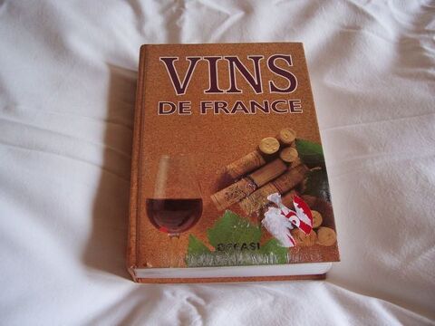 LIVRE DU VINS DE FRANCE 10 Challans (85)