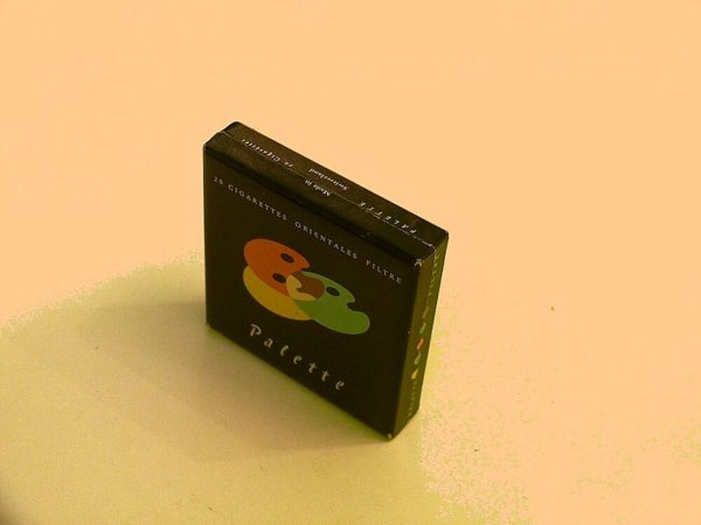 PALETTE - paquet cigarette vide / prixportcompris 