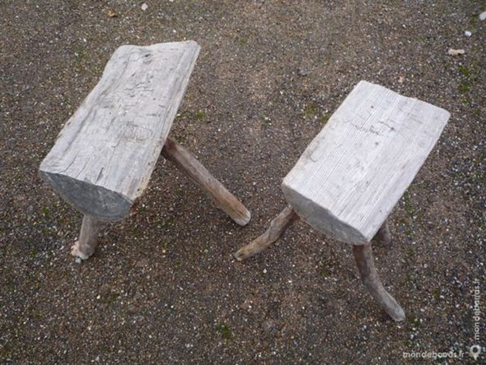 Sellette/porte vase,d&eacute;co rustique ,buche,tabouret/ Décoration