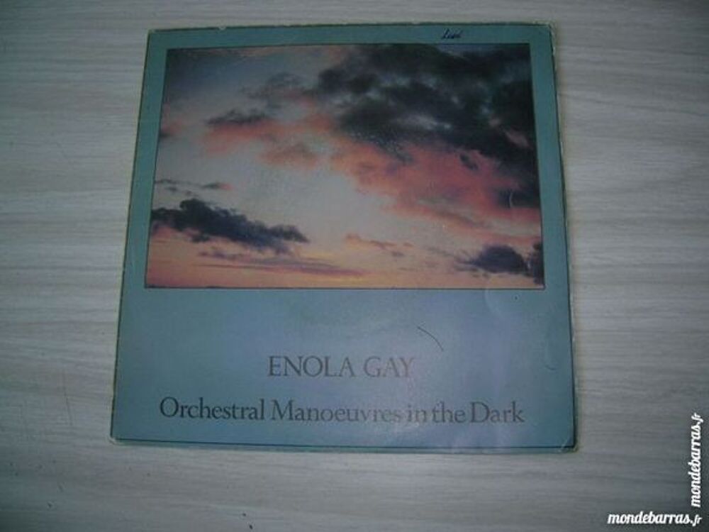 45 TOURS ORCHESTRAL MANOEUVRES IN THE DARK Enola gay CD et vinyles