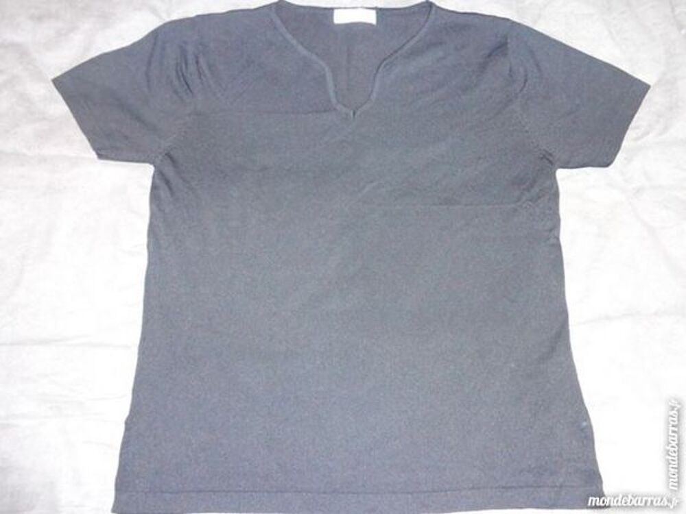 ? Petit pull noir, taille M/L (40/42)? Vêtements