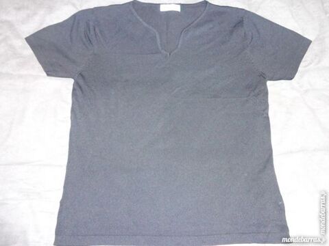 ? Petit pull noir, taille M/L (40/42)? 1 Saint-Herblain (44)