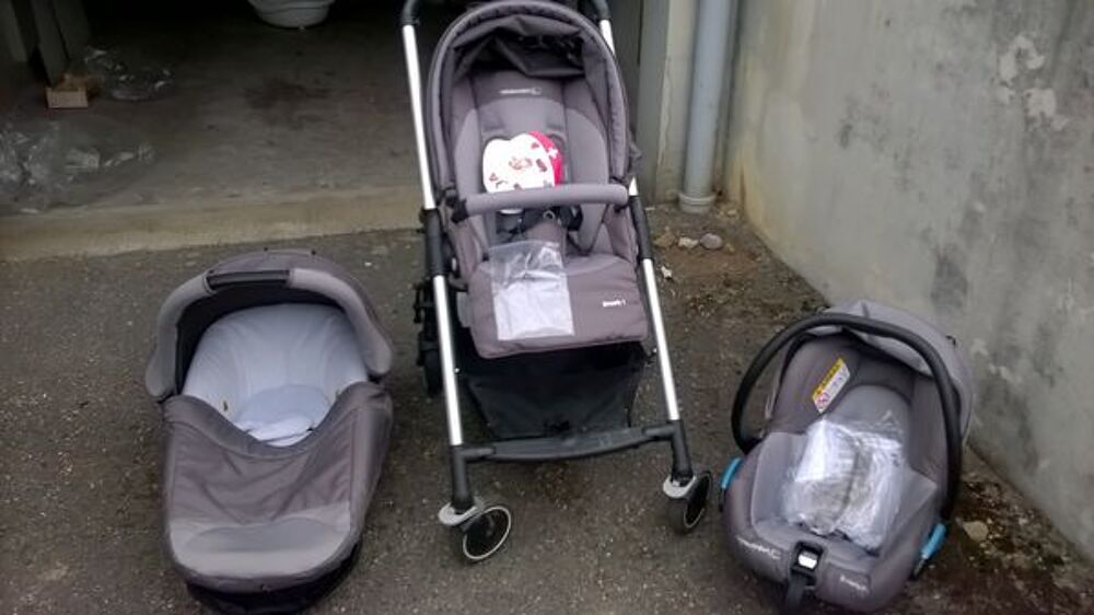 Poussette Bébé Confort Streety 3 avec base voiture