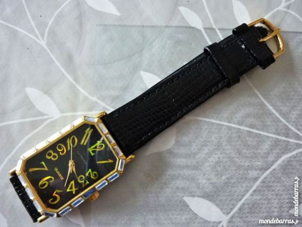 Luc Desroches montre rectangle laser UNISEX LUD001 Bijoux et montres
