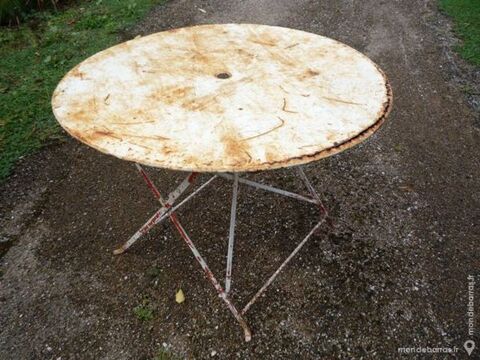 Table de jardin,terrasse,tonnelle,en fer 35 Castres (81)