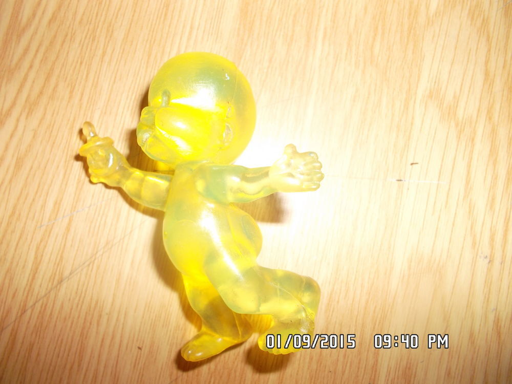 FIG. BEBE JAUNE*JUSTE 0.50 CTS*KIKI60230 Jeux / jouets