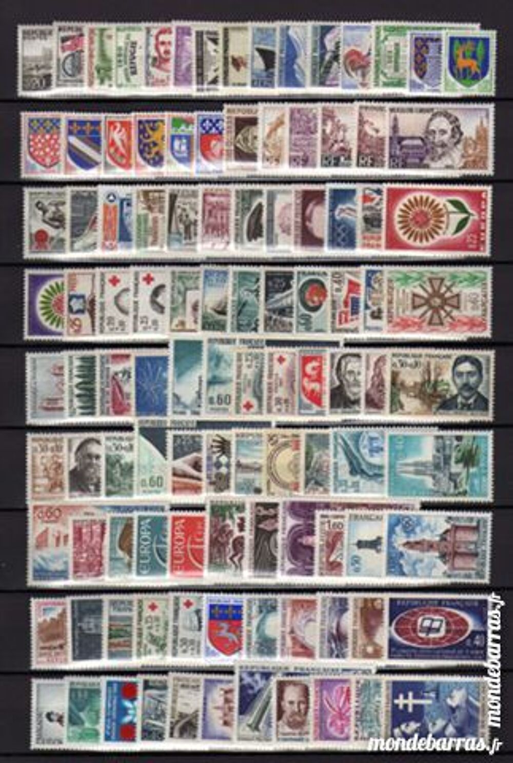 LOT J de 187 Timbres France NEUFS** 
