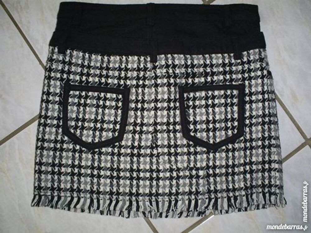 Jupe MORGAN neuve Taille 36 Vêtements