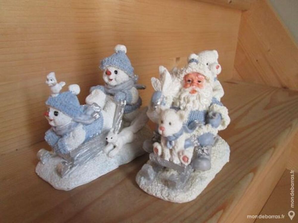 Personnages Le P&egrave;re No&euml;l et les Bonhommes de neige Décoration