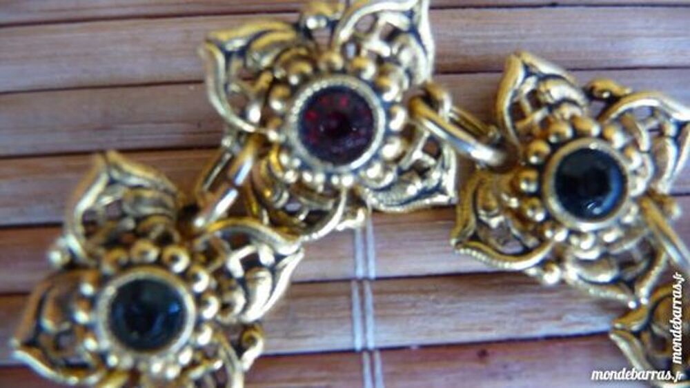 BRACELET ANCIEN Bijoux et montres