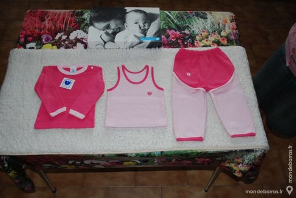 ensemble b&eacute;b&eacute; Vêtements enfants