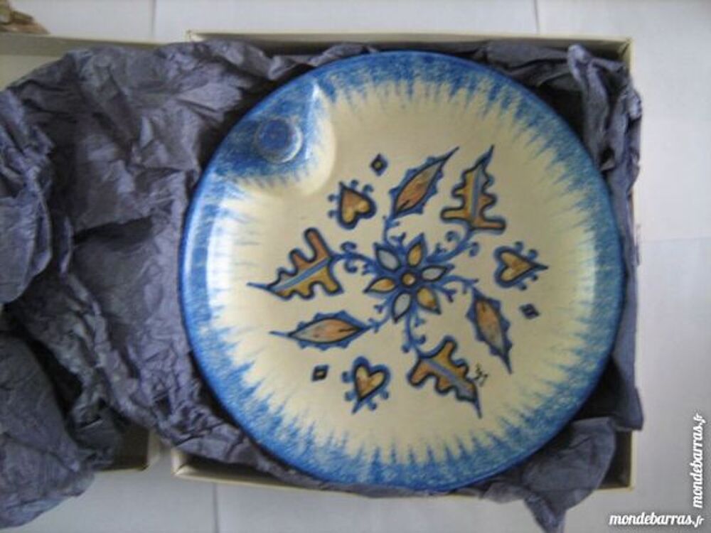ASSIETTE QUIMPER POUR BEBE sign&eacute; FOUILLEN 