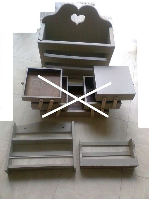 porte revues et tagres - zoe 8 Martigues (13)