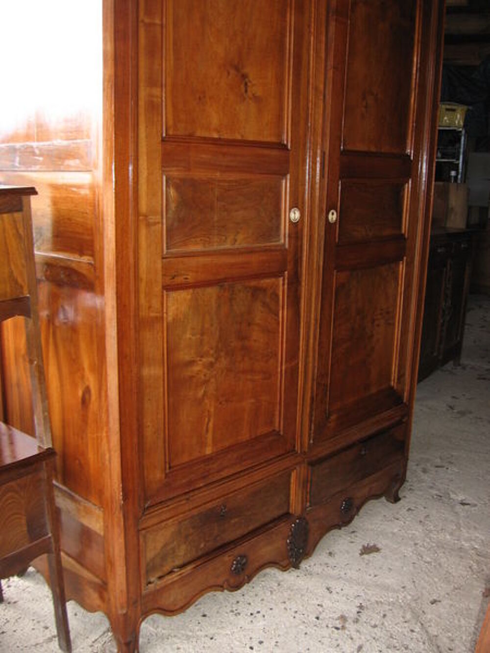 tr&eacute;s belle armoire Meubles