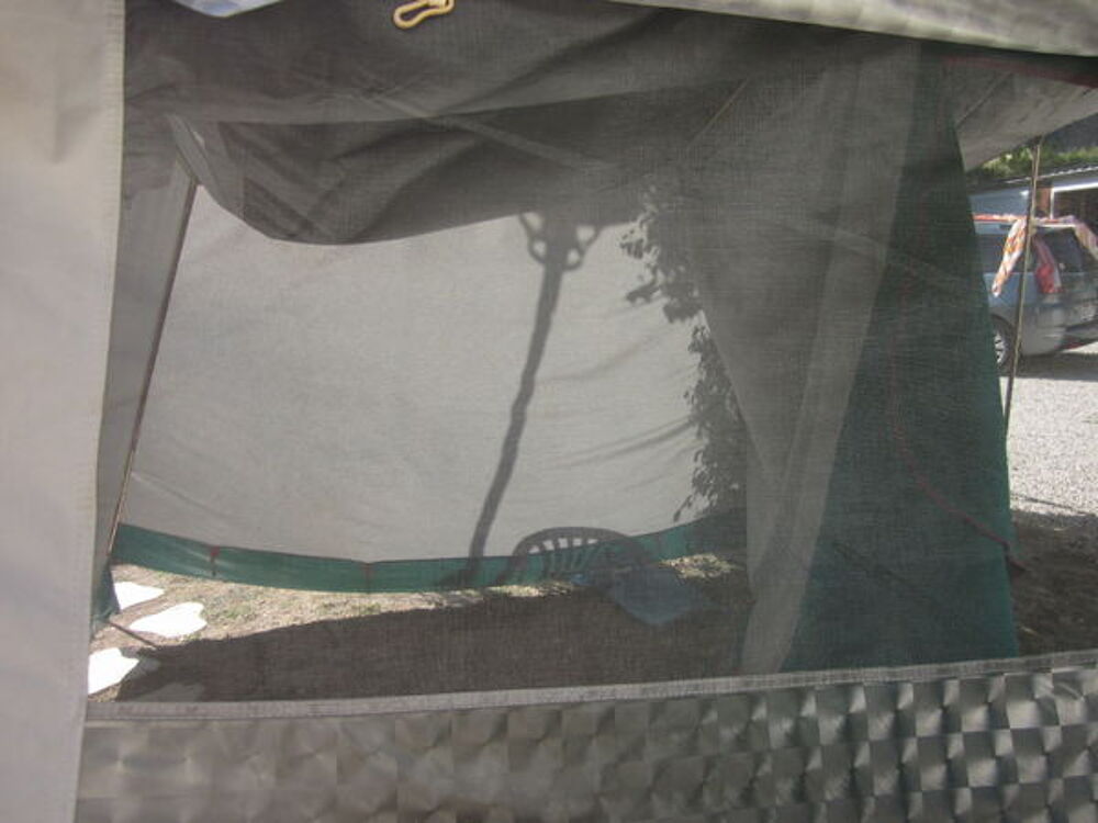 TENTE DE CAMPING Jardin