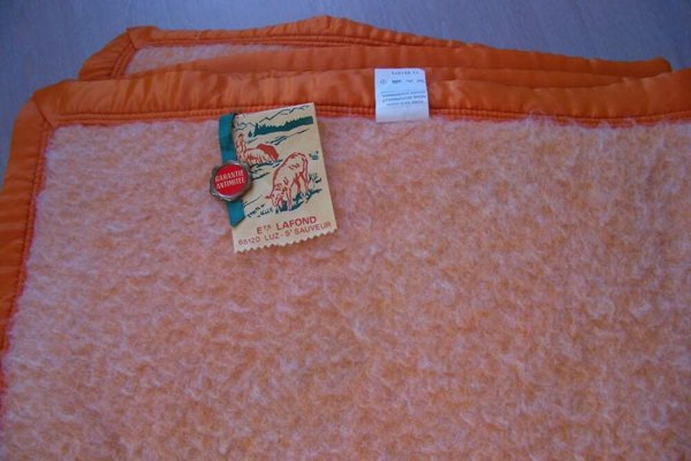 Couverture 100% laine M&eacute;rinos Vêtements