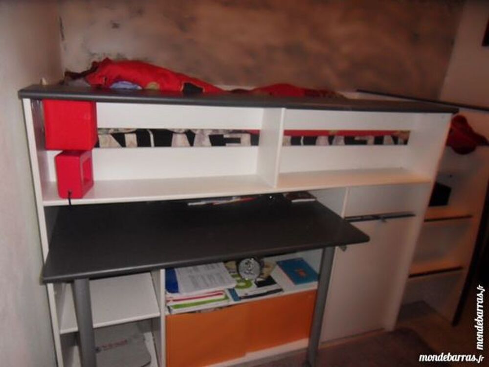 LIT SURELEVE AVEC BUREAU ET RANGEMENTS Meubles