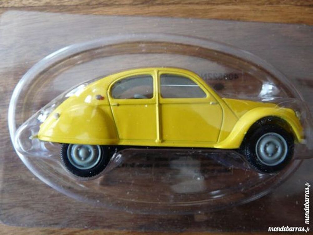 3 MODELES DE 2 CV NOREV Jeux / jouets