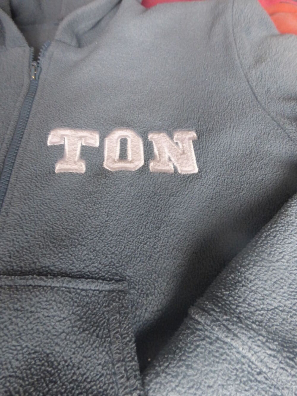 VESTE MOLLETONEE A CAPUCHE -femme - 44 Vêtements
