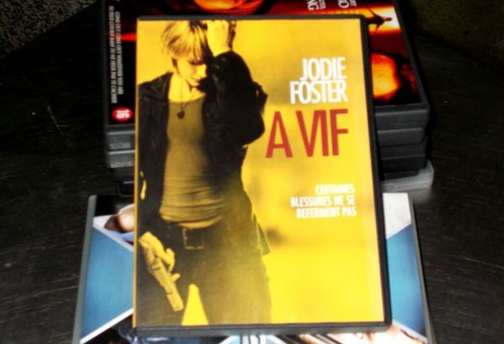 dvd &agrave; vif avec jodie Foster (thriller) 
DVD et blu-ray