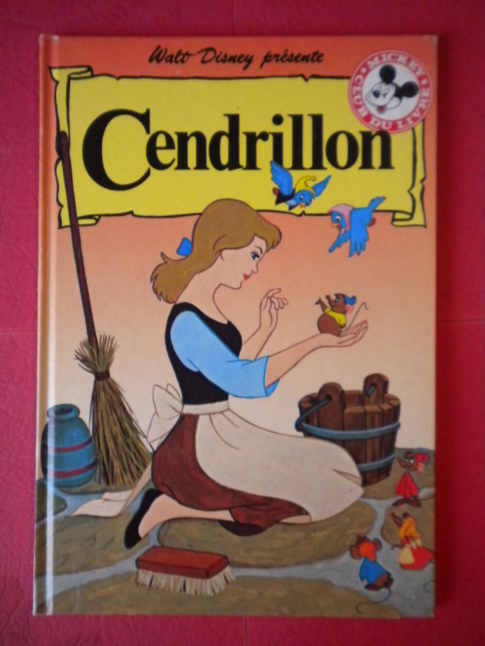 23 LIVRES pour enfants ? 2 Livres et BD