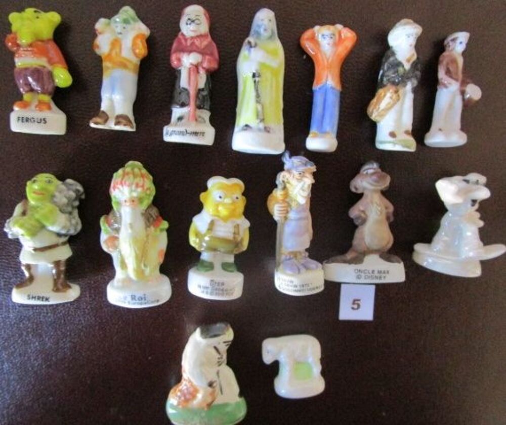 LOT DE 15 F&Egrave;VES Personnages, sujets DIVERS 

