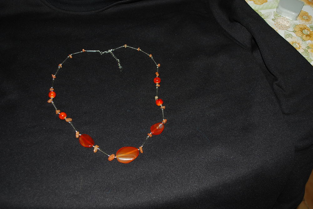 collier 
Bijoux et montres