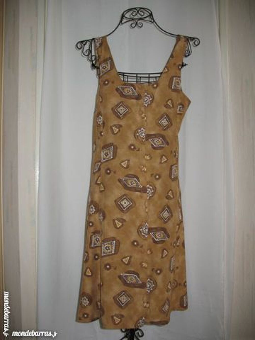 Robe en coton fond marron - T40/42 Vêtements